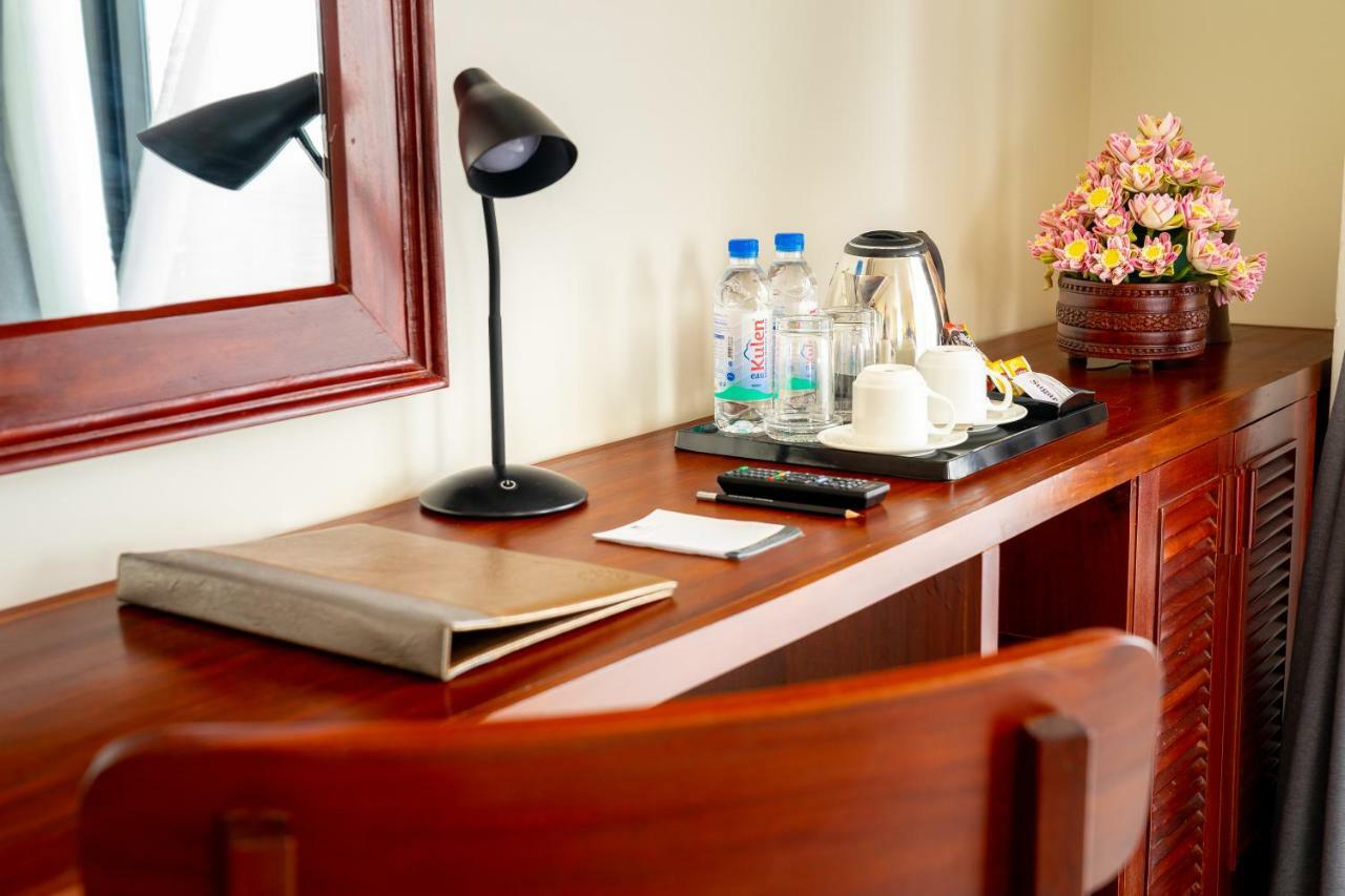 Mony Reach Angkor Hotel Siem Reap Exterior photo