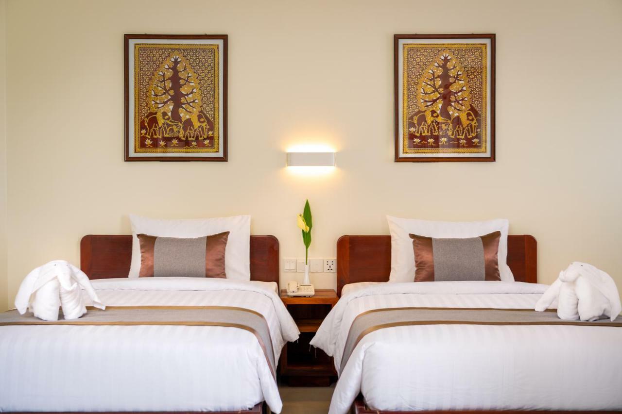 Mony Reach Angkor Hotel Siem Reap Exterior photo