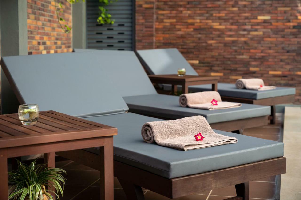 Mony Reach Angkor Hotel Siem Reap Exterior photo