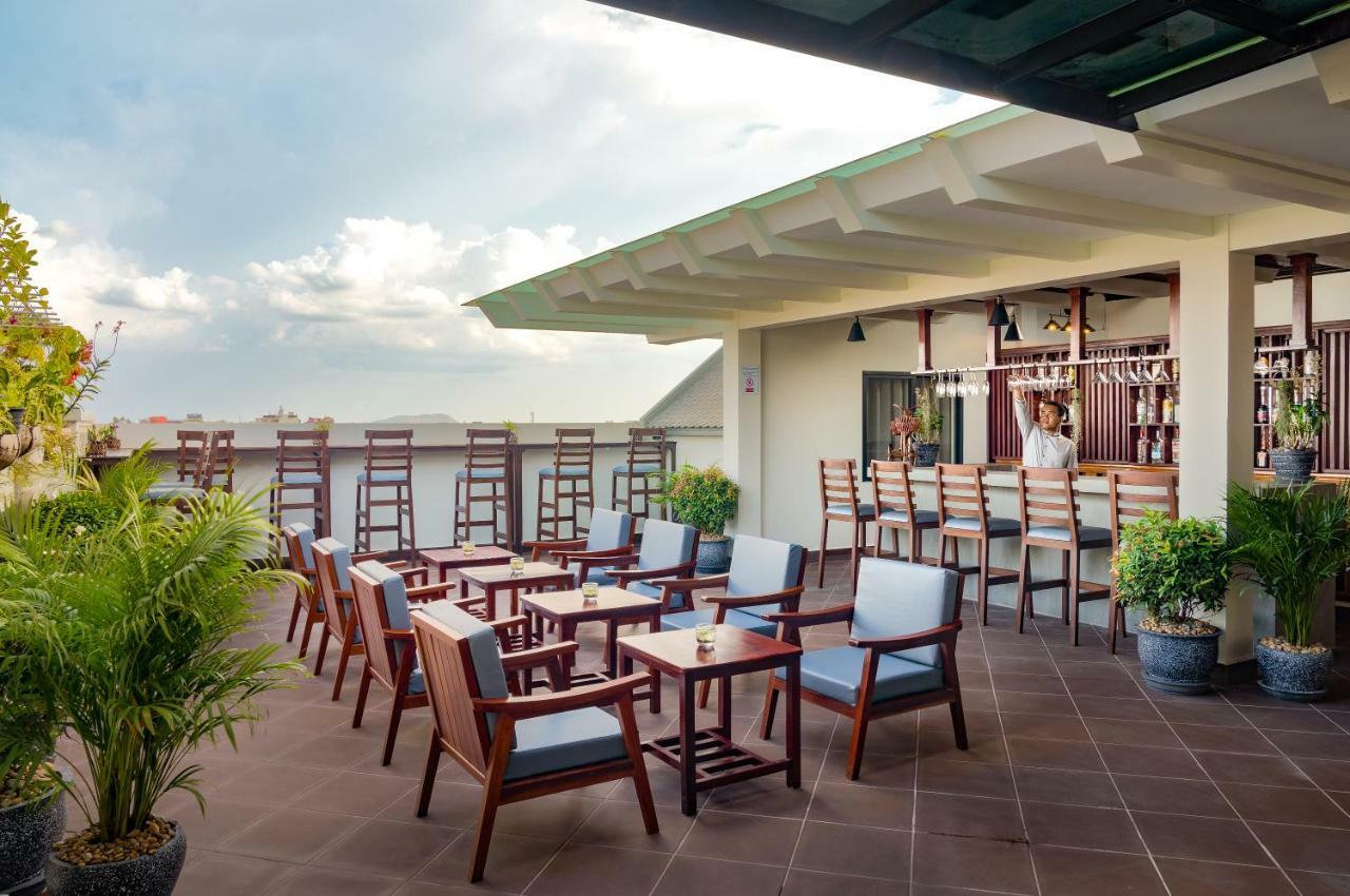 Mony Reach Angkor Hotel Siem Reap Exterior photo