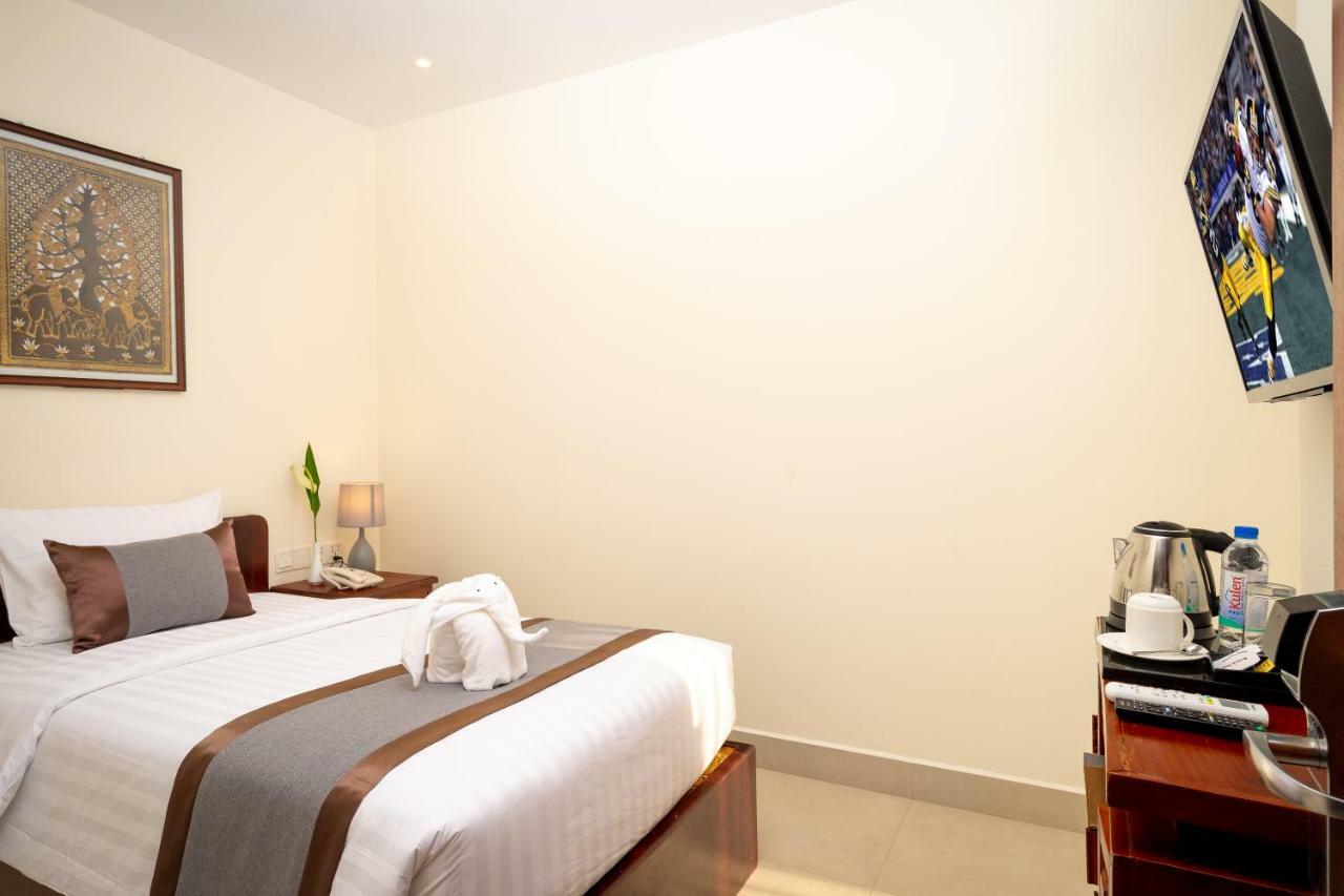 Mony Reach Angkor Hotel Siem Reap Exterior photo